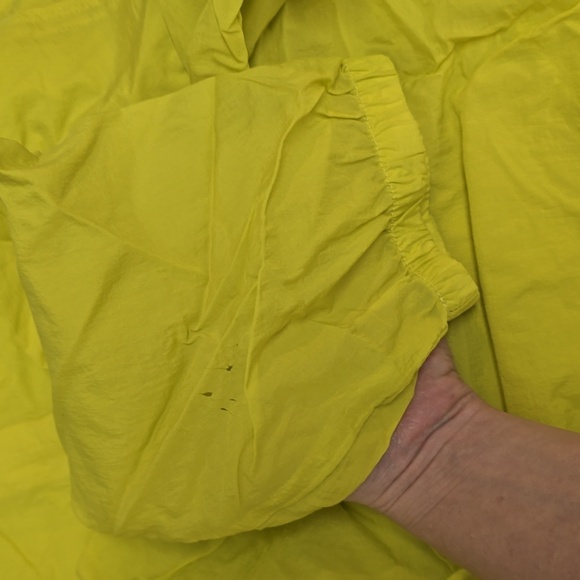love J Sheer Neon yellow quarter zip cropped jacket women's size large - Picture 10 of 10